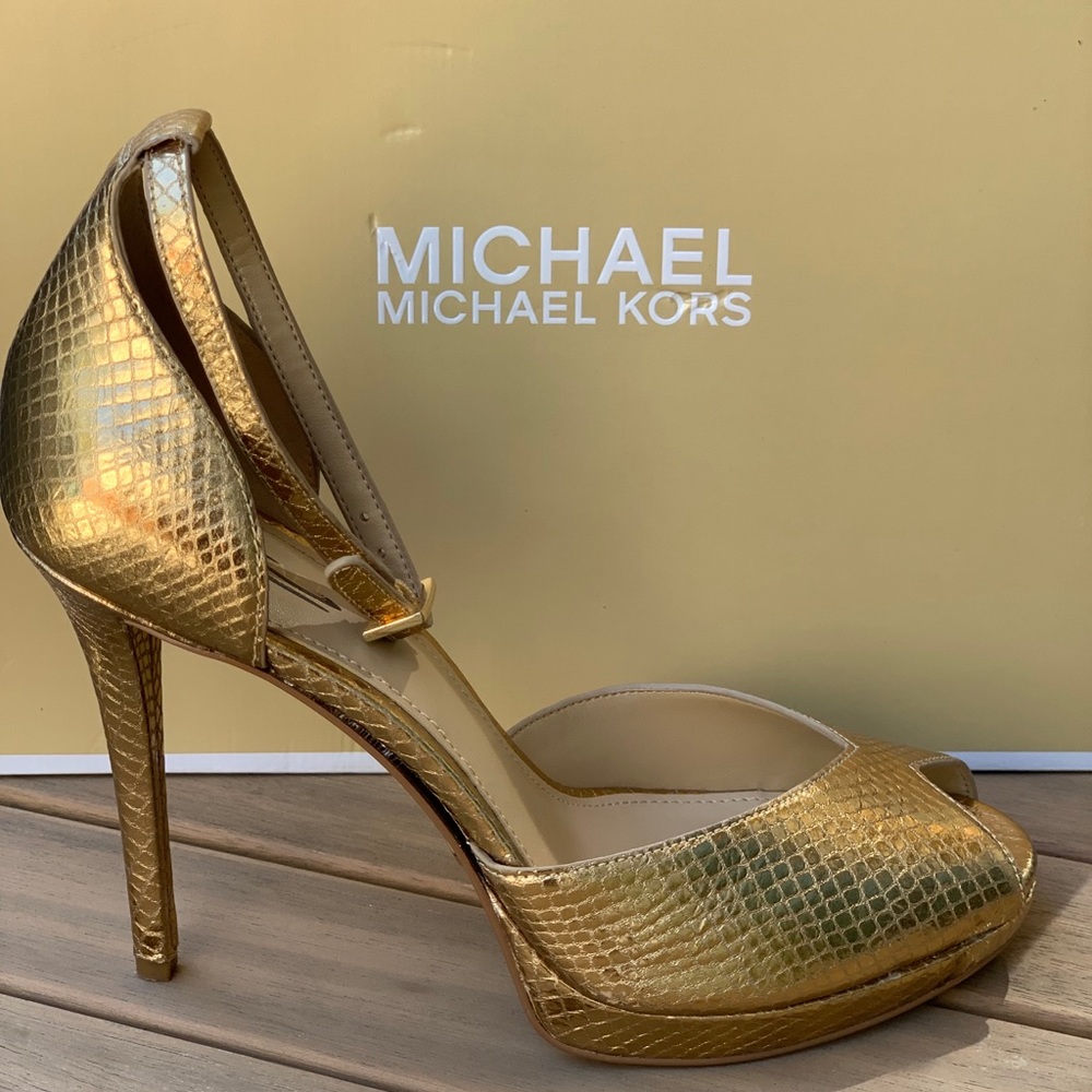 LNIB Michael Kors Metallic Tiegan Sandal